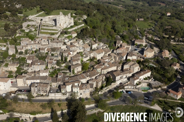 Vue aérienne du Luberon