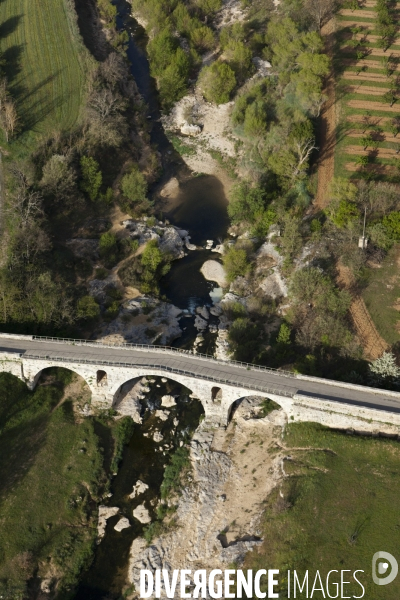 Vue aérienne du Luberon