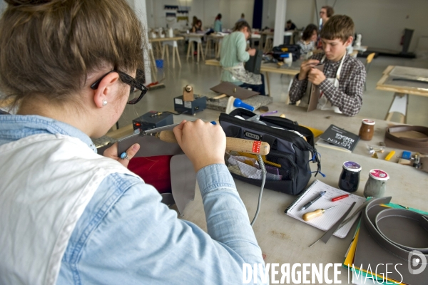 Les ateliers de la  maison des Compagnons du devoir a Pantin.Atelier plomberie