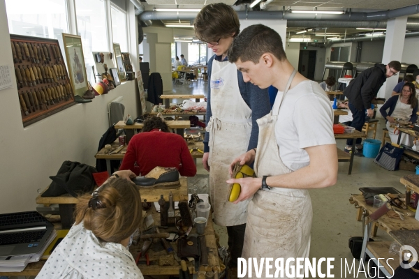 Les ateliers de la  maison des Compagnons du devoir a Pantin.Atelier plomberie