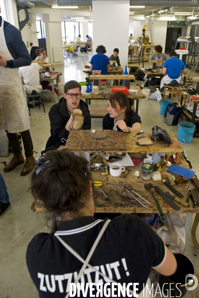 Les ateliers de la  maison des Compagnons du devoir a Pantin.Atelier plomberie