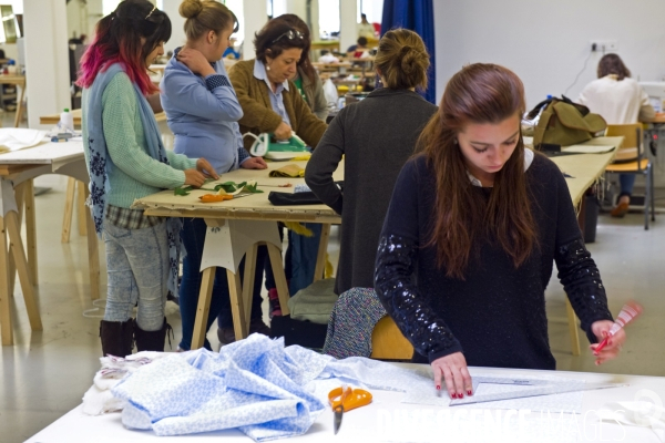 Les ateliers de la  maison des Compagnons du devoir a Pantin.Atelier plomberie