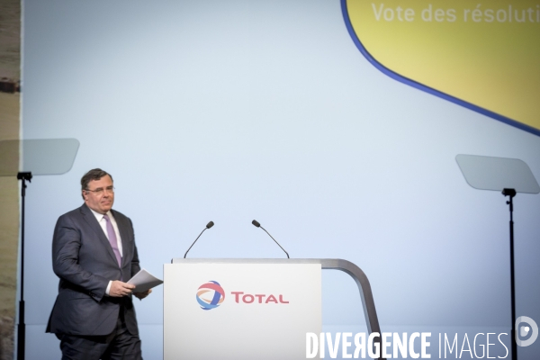 Total: Assemblée Générale 2015