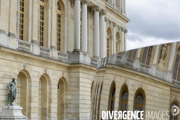 Anish Kapoor à Versailles, mai 2015.