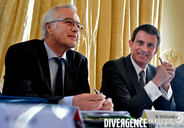 Entretiens de Manuel Valls avec les organisations syndicales et patronales