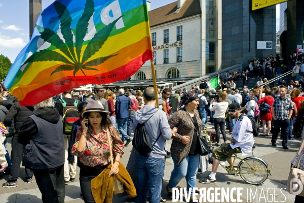 Illustration Mai 2015.Marche  pour la iberalisation du cannabis