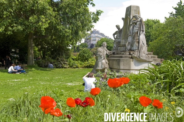 Illustration Mai 2015.Le printemps au square Claude Nicolas Ledoux