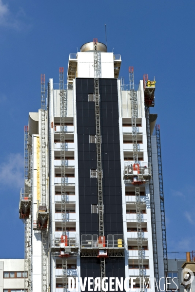 Illustration Mai 2015. Renovation thermique et phonique de la tour Super Montparnasse