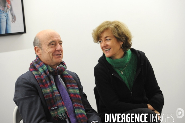 Alain JUPPE Maire de Bordeaux en campagne pour les élections municipales de 2014