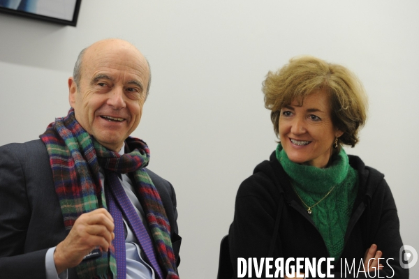 Alain JUPPE Maire de Bordeaux en campagne pour les élections municipales de 2014