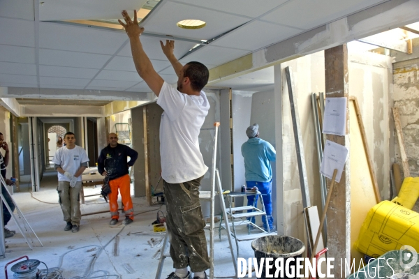 Les stagiaires des metiers du batiment a l AFPA, centre de Lardy