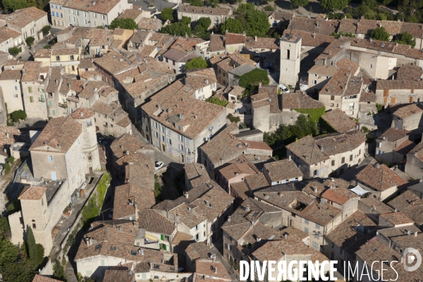 Vue aérienne du Luberon