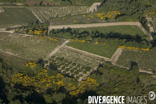 Vue aérienne du Luberon