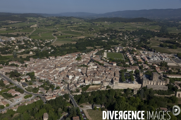Vue aérienne du Luberon