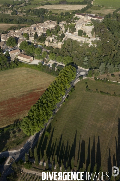 Vue aérienne du Luberon