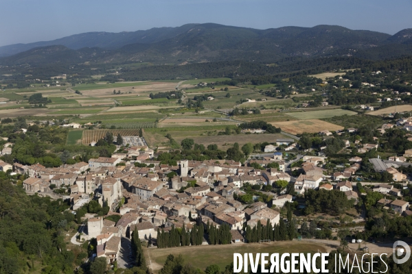 Vue aérienne du Luberon