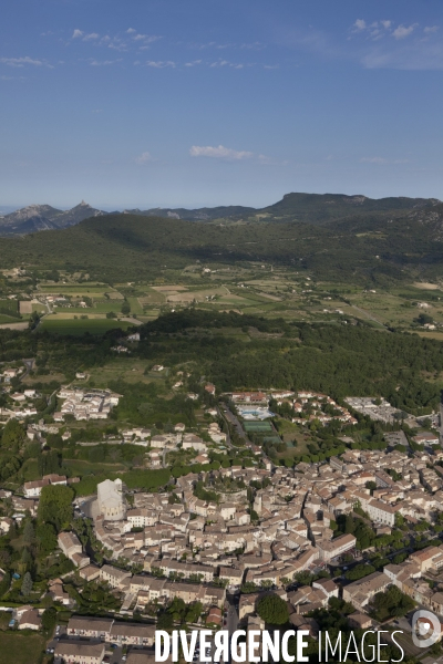 Vue aerienne du Mont Ventoux