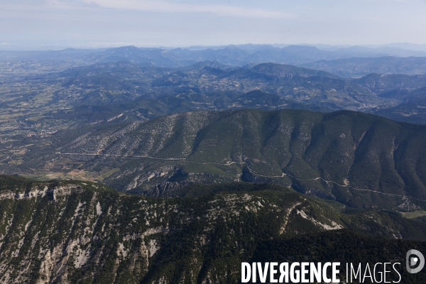 Vue aerienne du Mont Ventoux