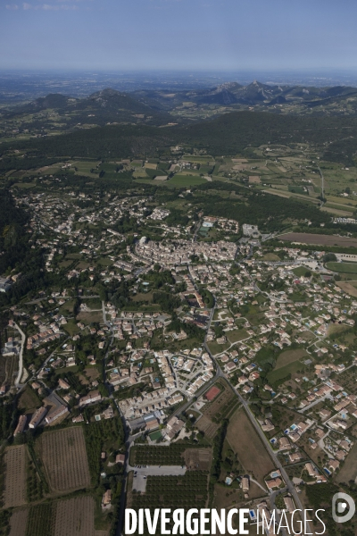 Vue aerienne du Mont Ventoux