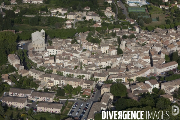 Vue aerienne du Mont Ventoux