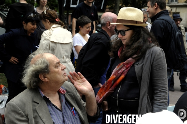 Manifestation contre la loi sur le renseignement