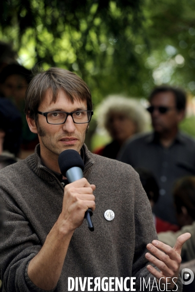 Manifestation contre la loi sur le renseignement