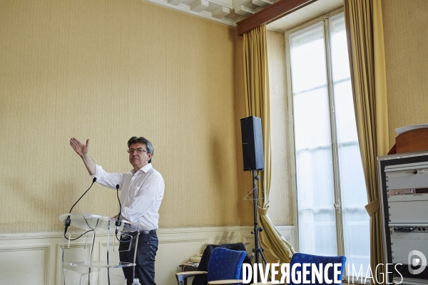 Conference Jean-Luc Melenchon Assemblee Nationale