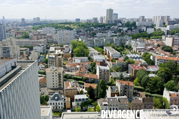 Archives Juin 2015.Vue aerienne du centre ville de Montreuil