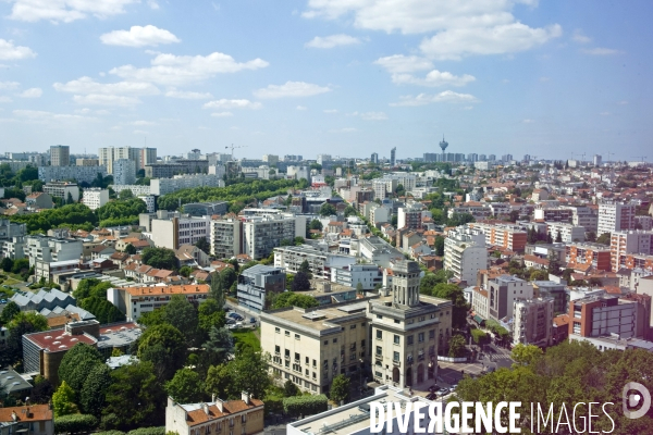 Archives Juin 2015.Vue aerienne du centre ville de Montreuil
