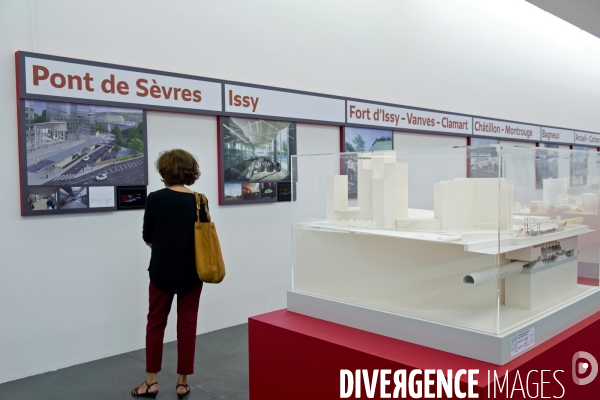 Archives Juin 2015.Exposition sur le metro du grand Paris express.