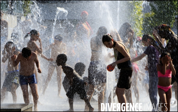 Illustratiion sur la canicule qui frappe Paris.