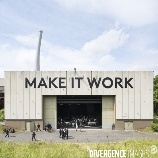 MAKE IT WORK / Le Théâtre des négociations