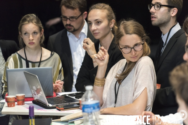MAKE IT WORK / Le Théâtre des négociations