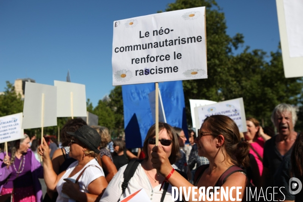 Journee Mondiale des Femmes sans Voile