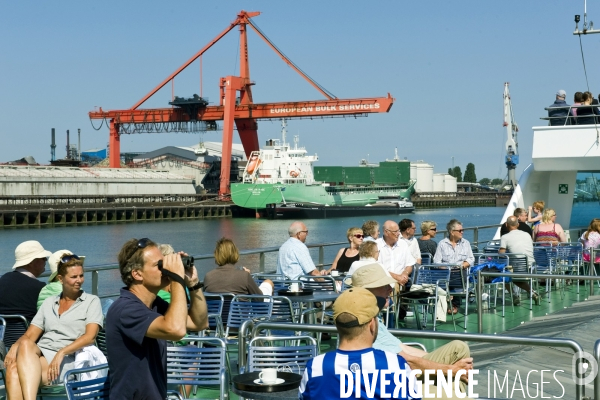 Croisiere dans le port de Rotterdam