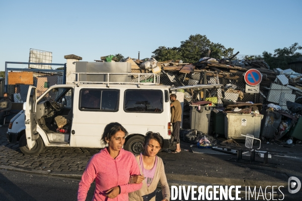 Evacuation du bidonville  La Folie  à Bobigny