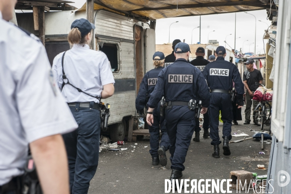 Evacuation du bidonville  La Folie  à Bobigny