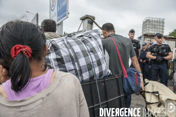 Evacuation du bidonville  La Folie  à Bobigny