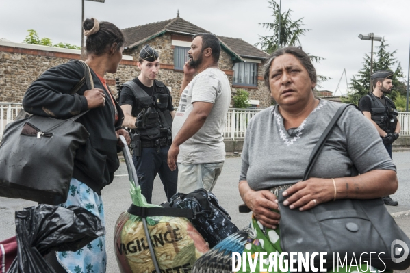 Evacuation du bidonville  La Folie  à Bobigny