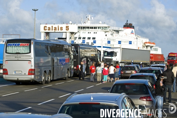 A l embarquement d un ferry P&O Calais-Douvres-Calais.Traversee transmanche