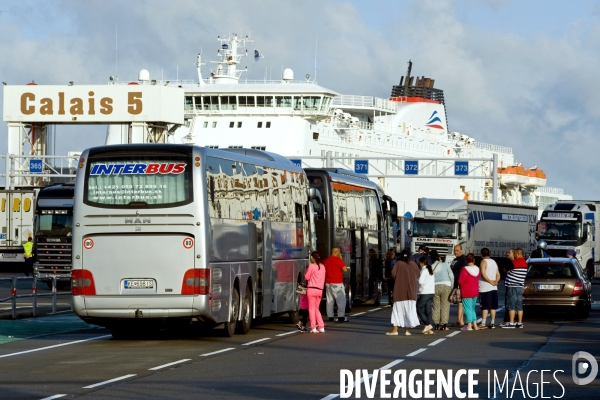 A l embarquement d un ferry P&O Calais-Douvres-Calais.Traversee transmanche
