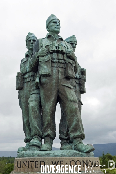 L  Ecosse. Scotland.Spean Bridge.Monument commemoratif des commandos. Le centre de formation des commandos a forme les fusilliers marins du Cdt Kieffer