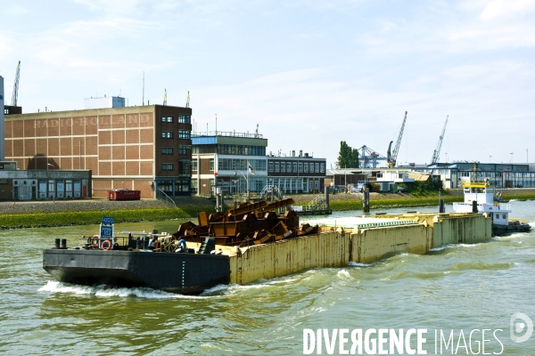 Croisiere dans le port de Rotterdam