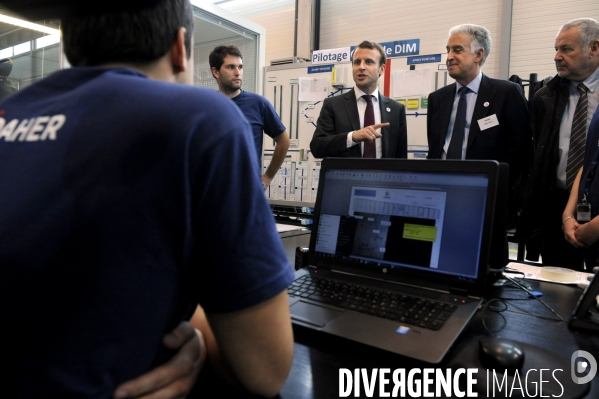Emmanuel MACRON à Nantes lance la Nouvelle France Industrielle