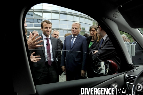 Emmanuel MACRON à Nantes lance la Nouvelle France Industrielle