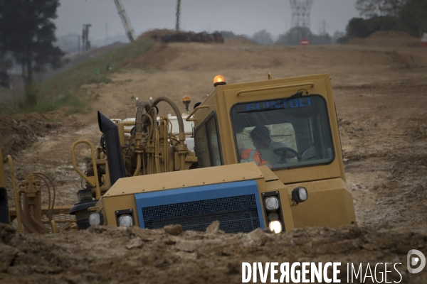 L autoroute A9 se dédouble