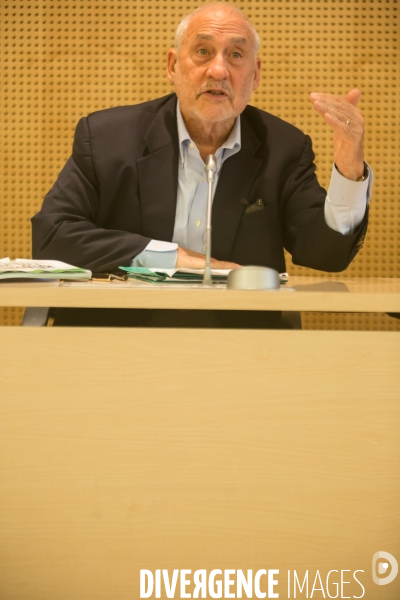 Conférence de presse de Joseph Stiglitz