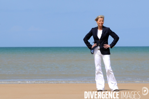 Claire CHAZAL, présente le journal télévisé de TF1 le week end