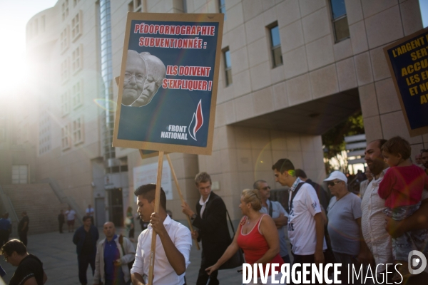 Manif du FN contre la  pédopornographie 