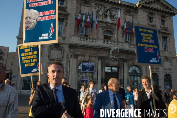 Manif du FN contre la  pédopornographie 